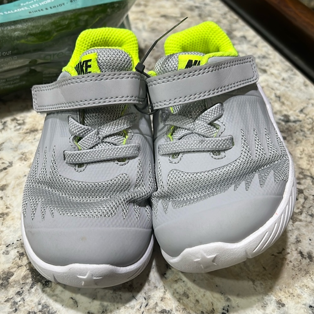 NWOT Toddler Baby Nike Sneakers - Velcro, Gray, Neon Green